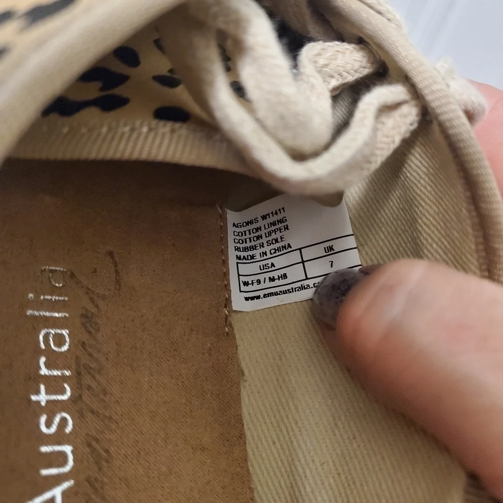 EMU Australia Agonis Leopard Print Sneaker Flats, Size 9, Laceup Ret. $80